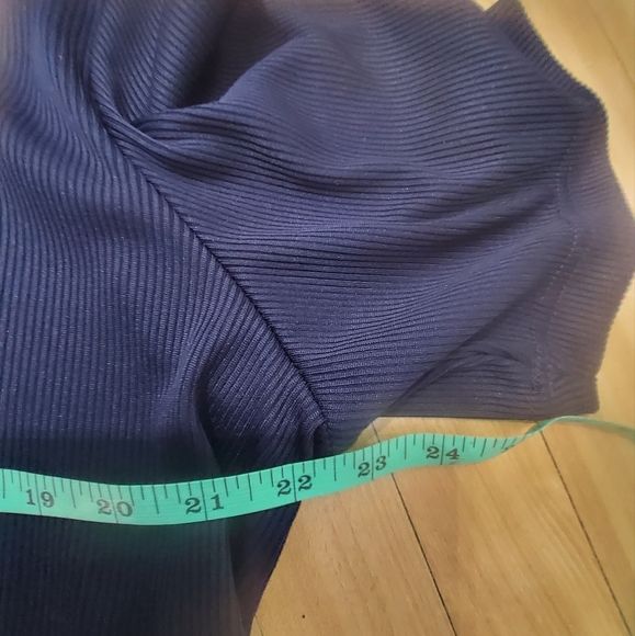 Penningtons top 1X - Picture 3 of 4